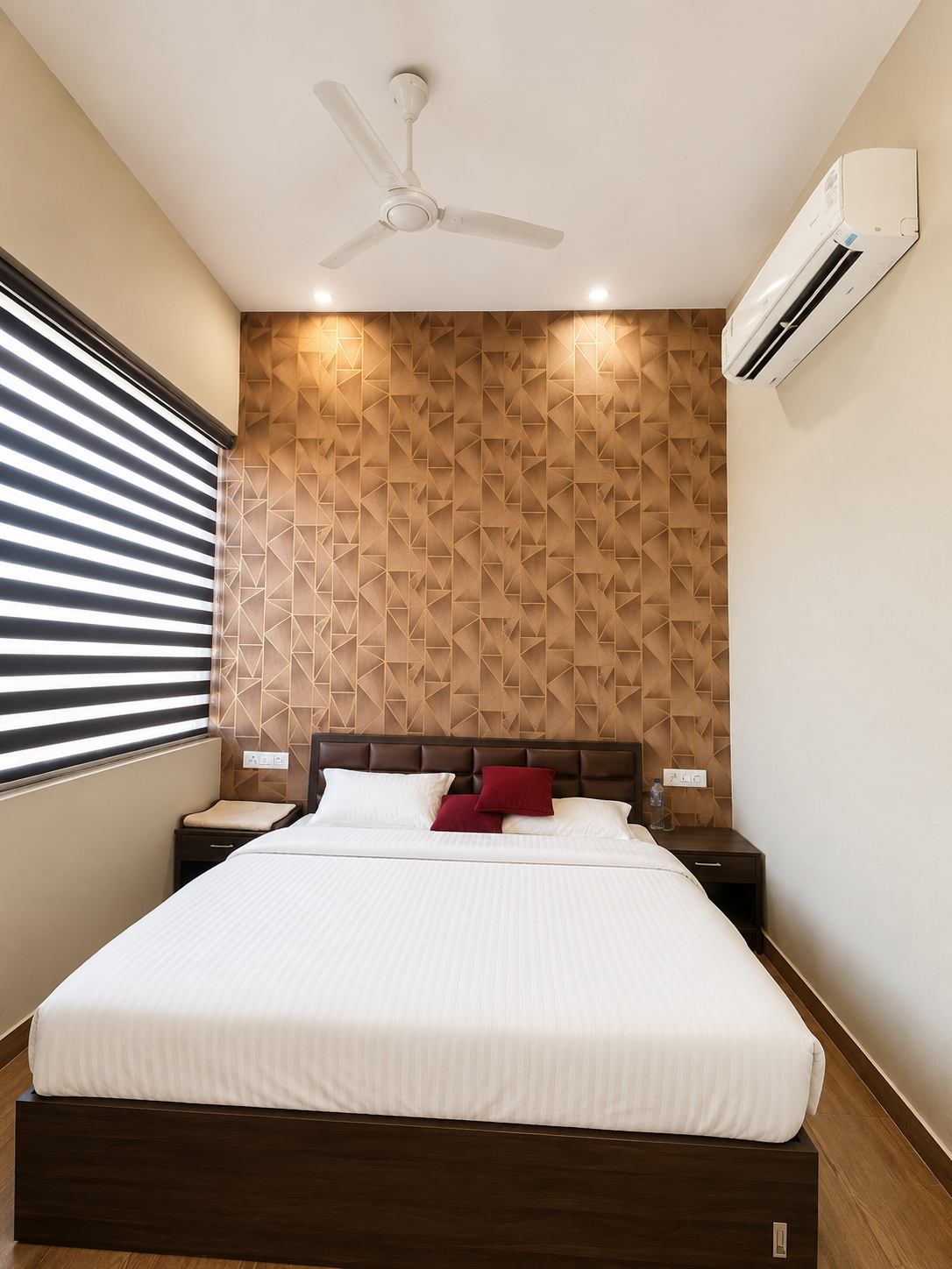 Yu Turn Hotel Room 2
