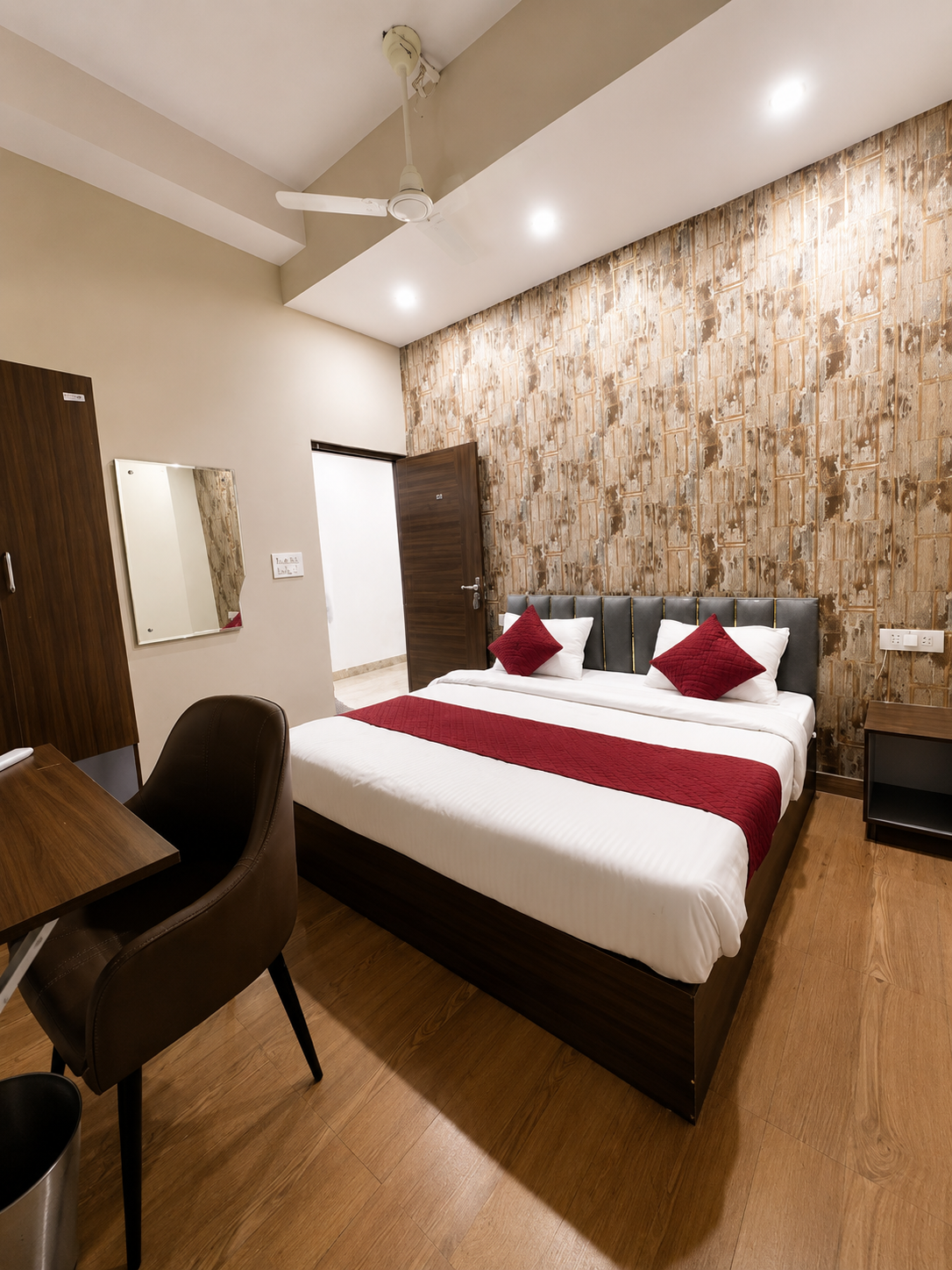 Yu Turn Hotel Room 3